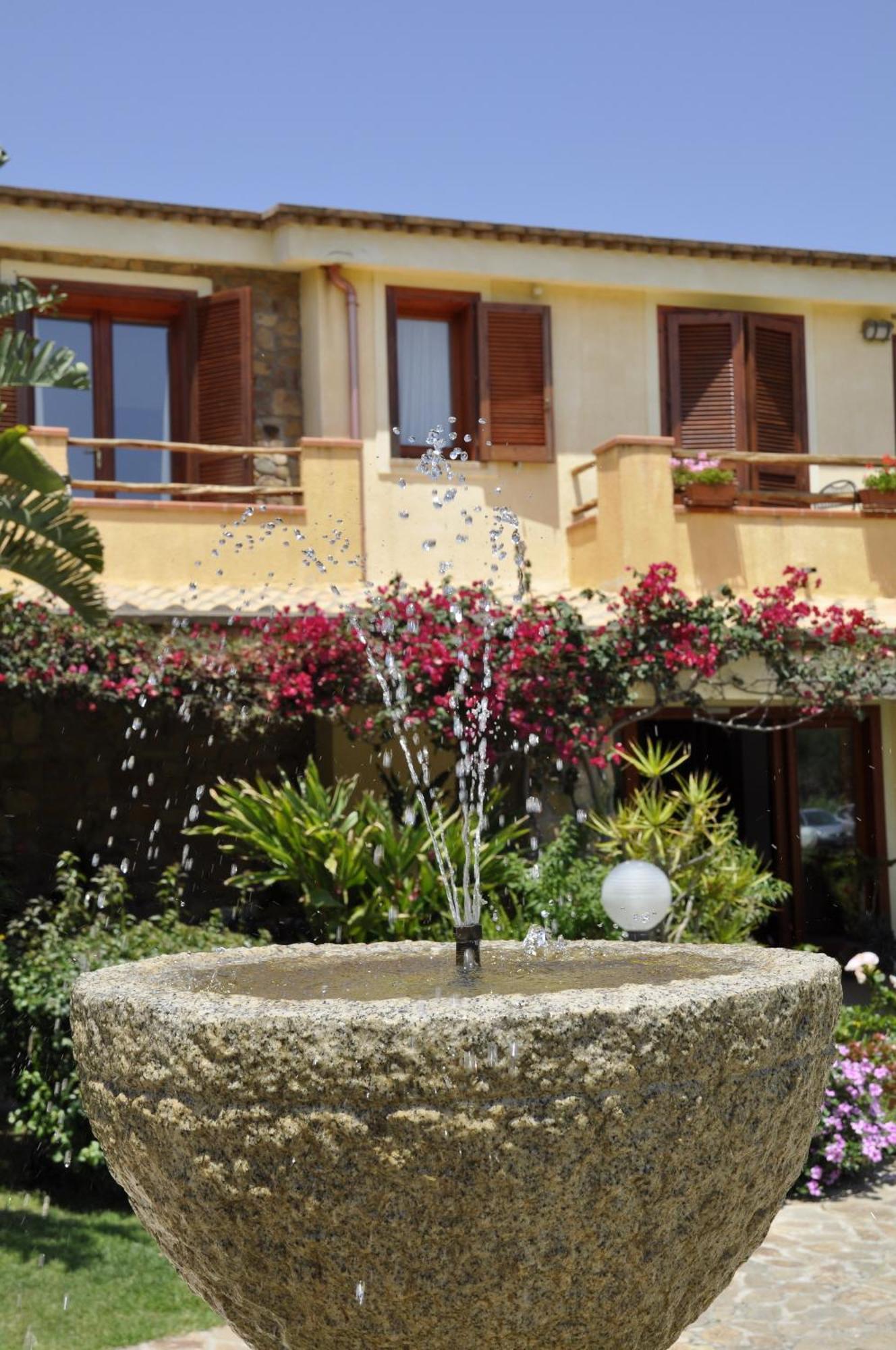 Le Anfore Hotel Villasimius Luaran gambar