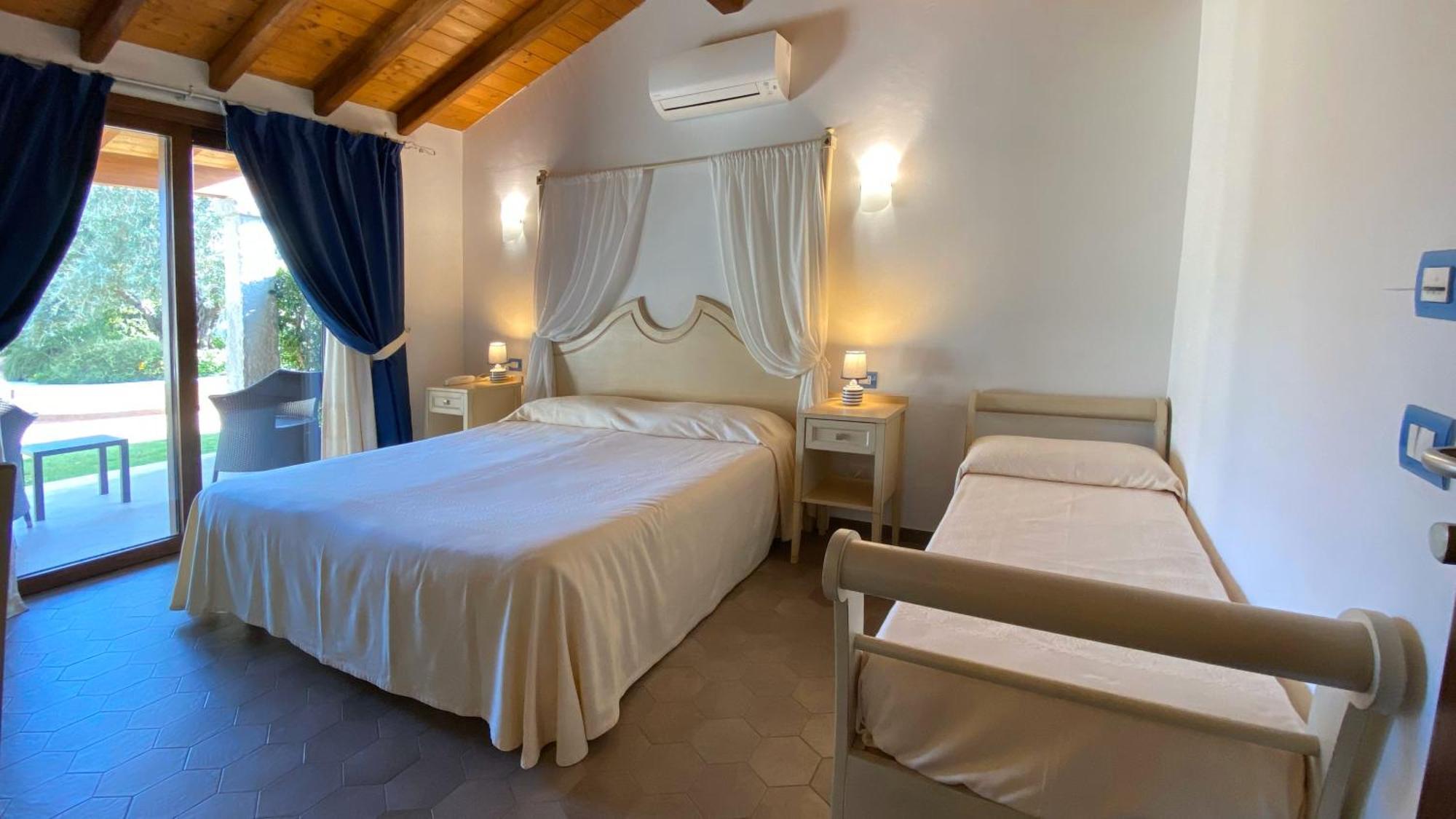 Le Anfore Hotel Villasimius Luaran gambar
