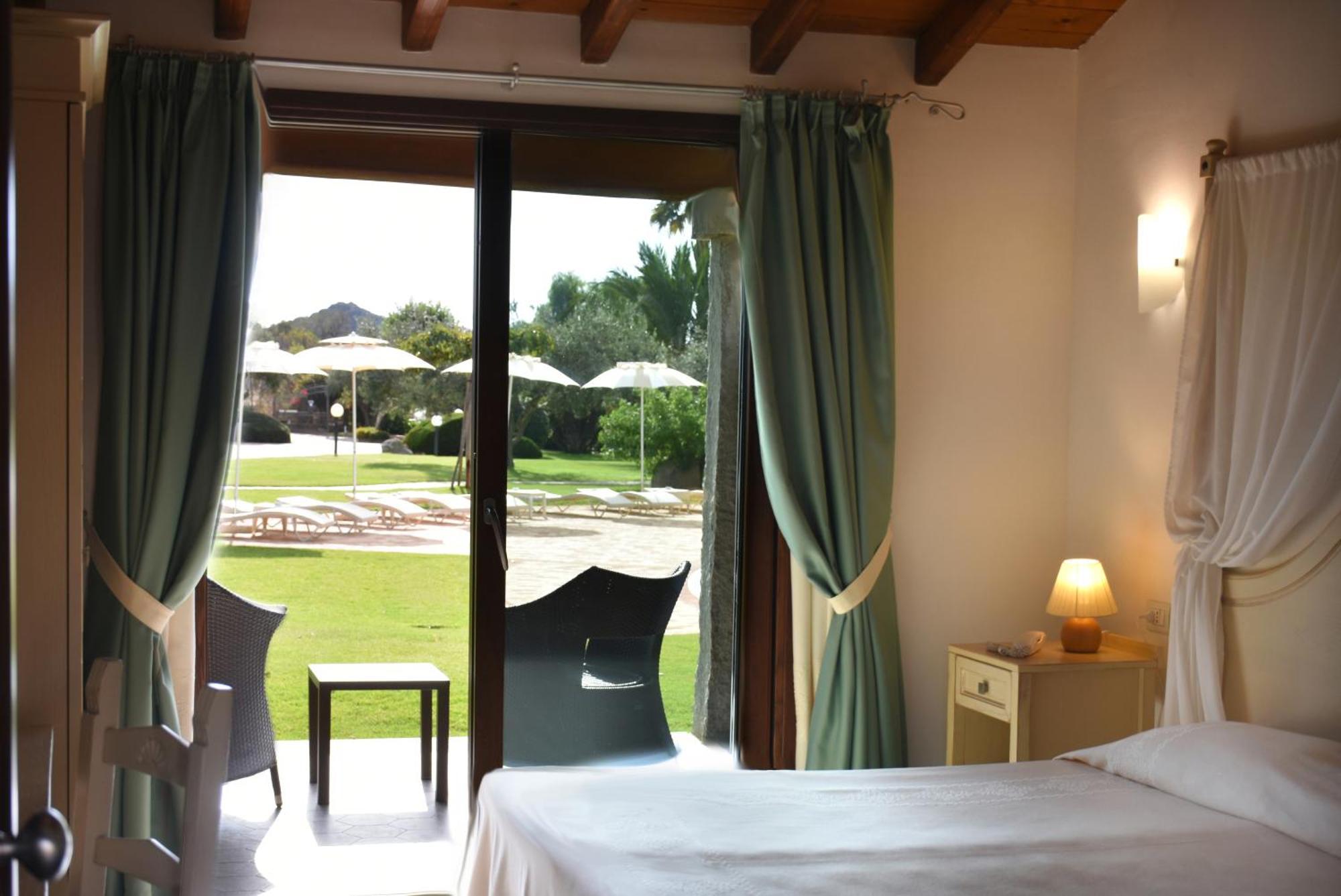 Le Anfore Hotel Villasimius Luaran gambar